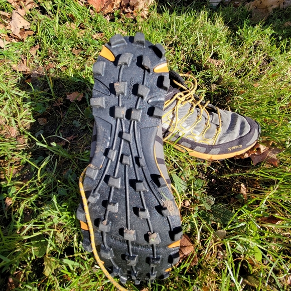 Inov 8 talon trail running shoes. Size 6.5 women's. Good condition. - Picture 2 of 3